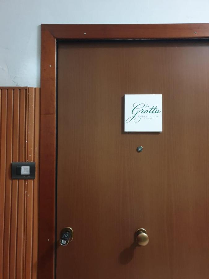 Villa La Grotta Stazione à Salernes Extérieur photo